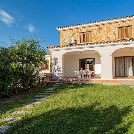 Appartamento Trilocale Vicino Al Centro Di San Teodoro 圣特奥多罗 外观 照片