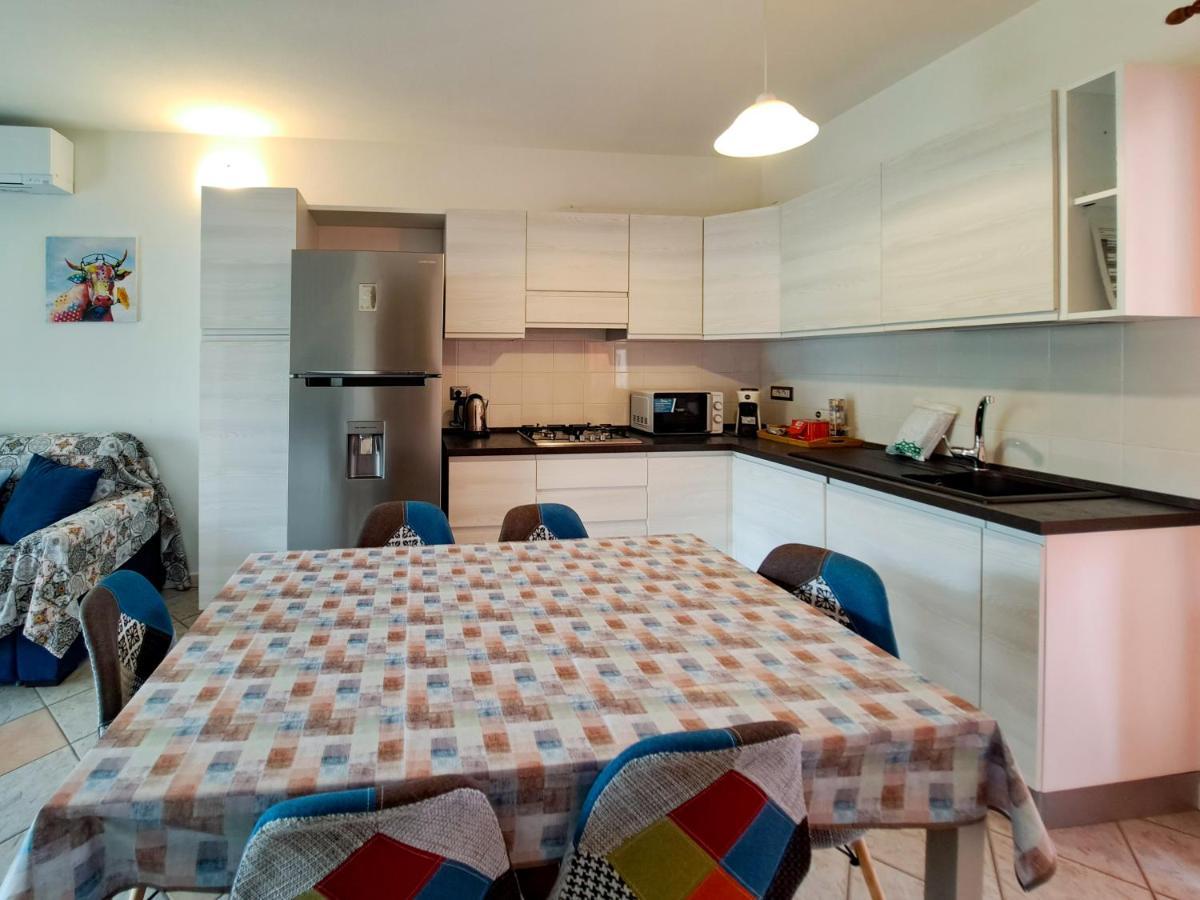 Appartamento Trilocale Vicino Al Centro Di San Teodoro 圣特奥多罗 外观 照片