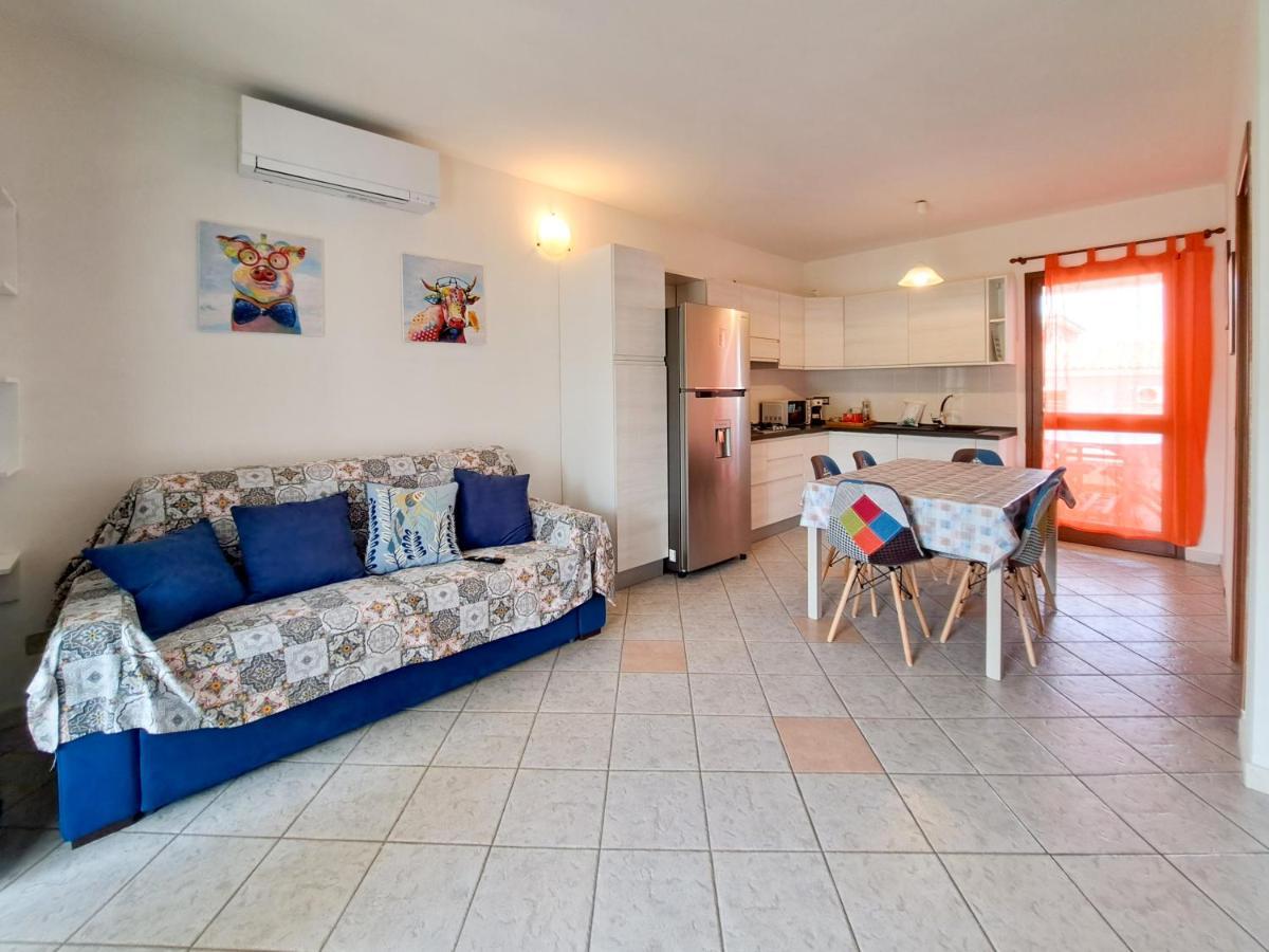 Appartamento Trilocale Vicino Al Centro Di San Teodoro 圣特奥多罗 外观 照片